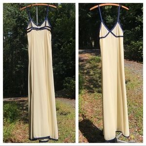Vintage Vassarette Gown Antron III 1970